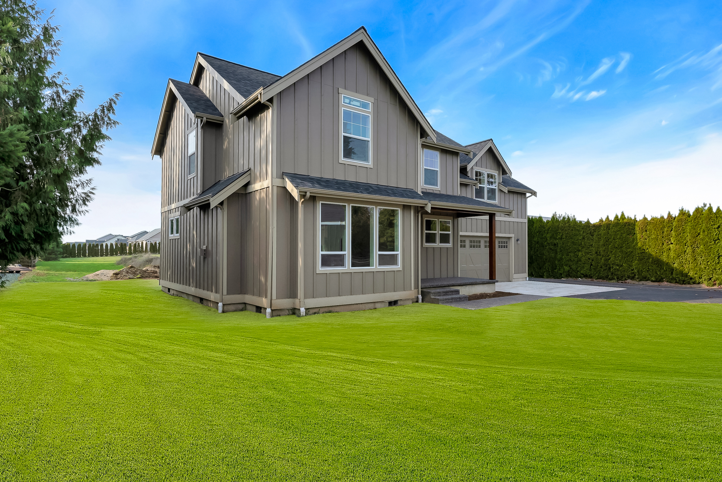Contemporary Farmhouse 806