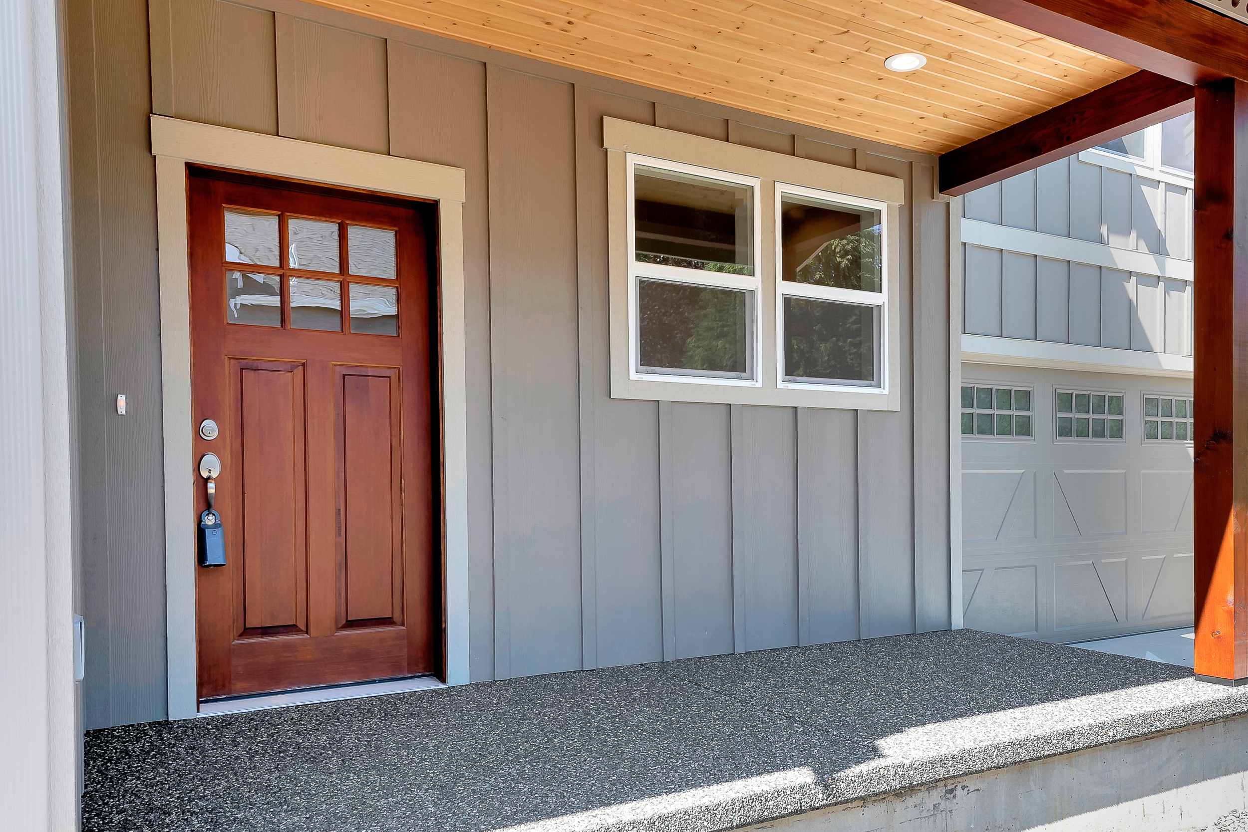 Contemporary Farmhouse 806
