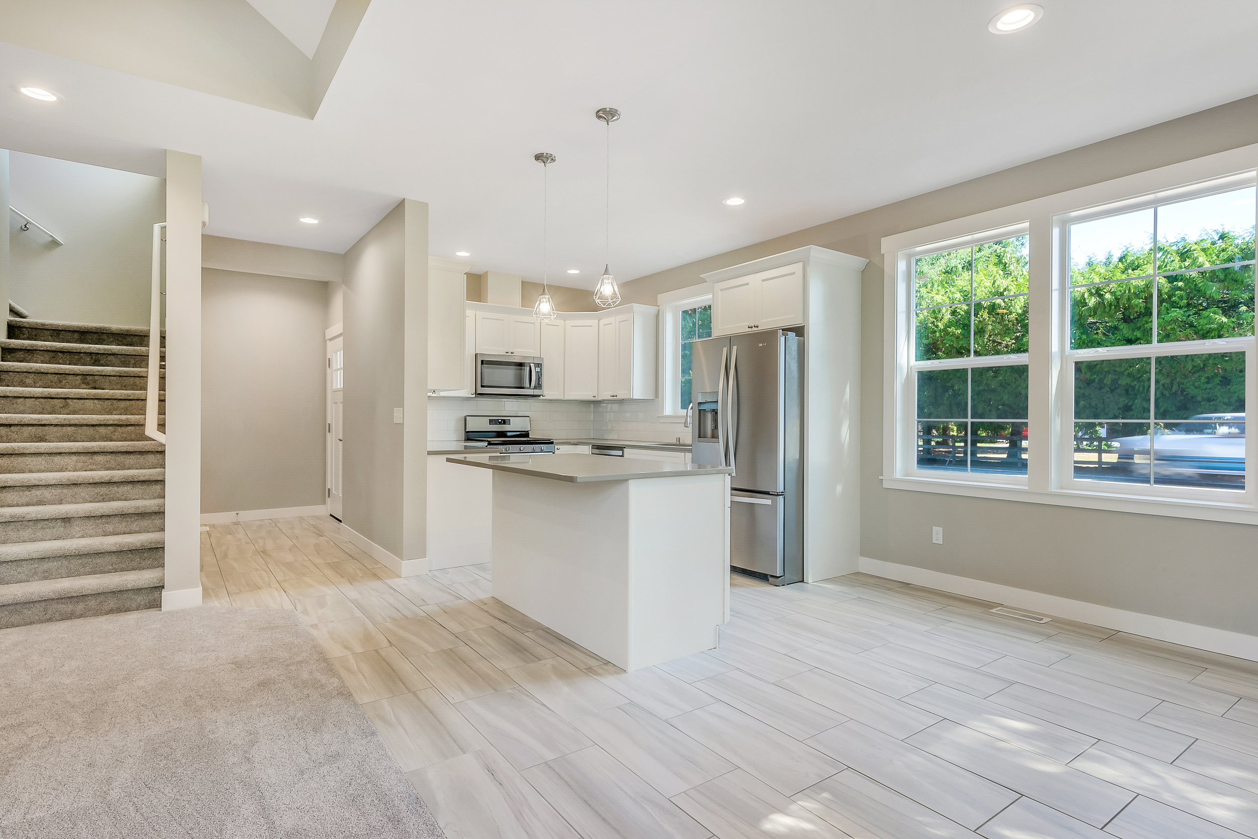 Contemporary Farmhouse 814