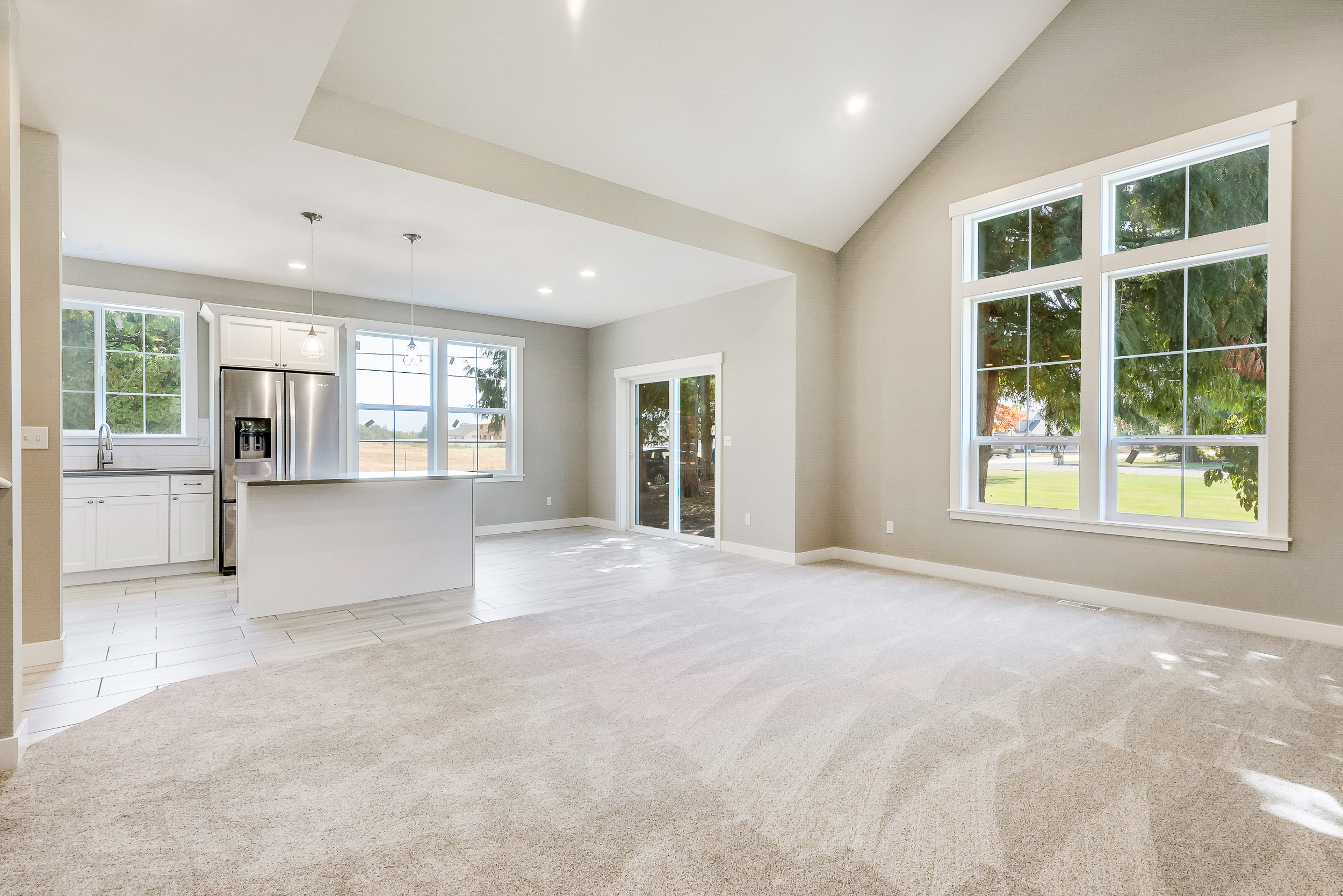 Contemporary Farmhouse 814