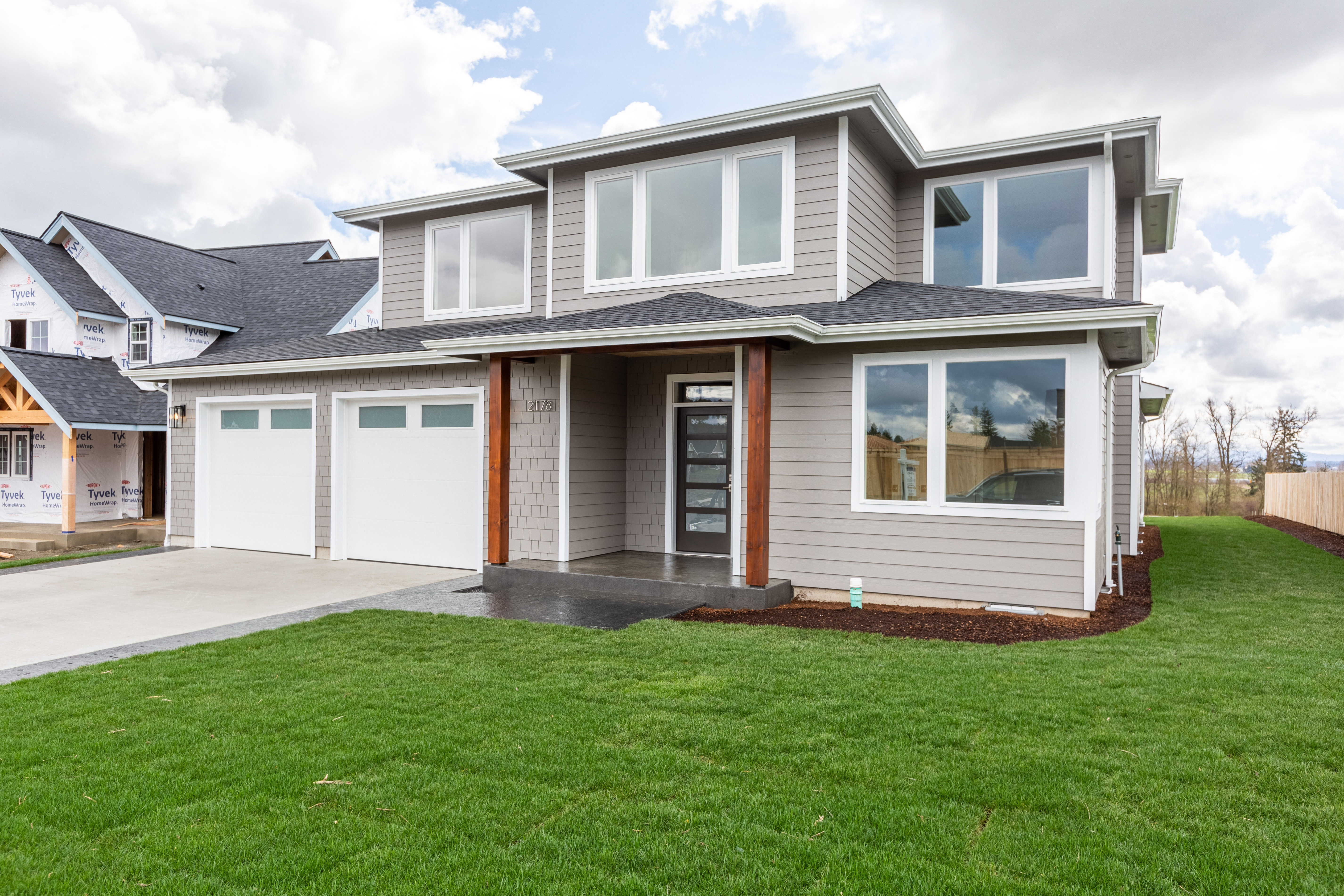 Contemporary 218 218