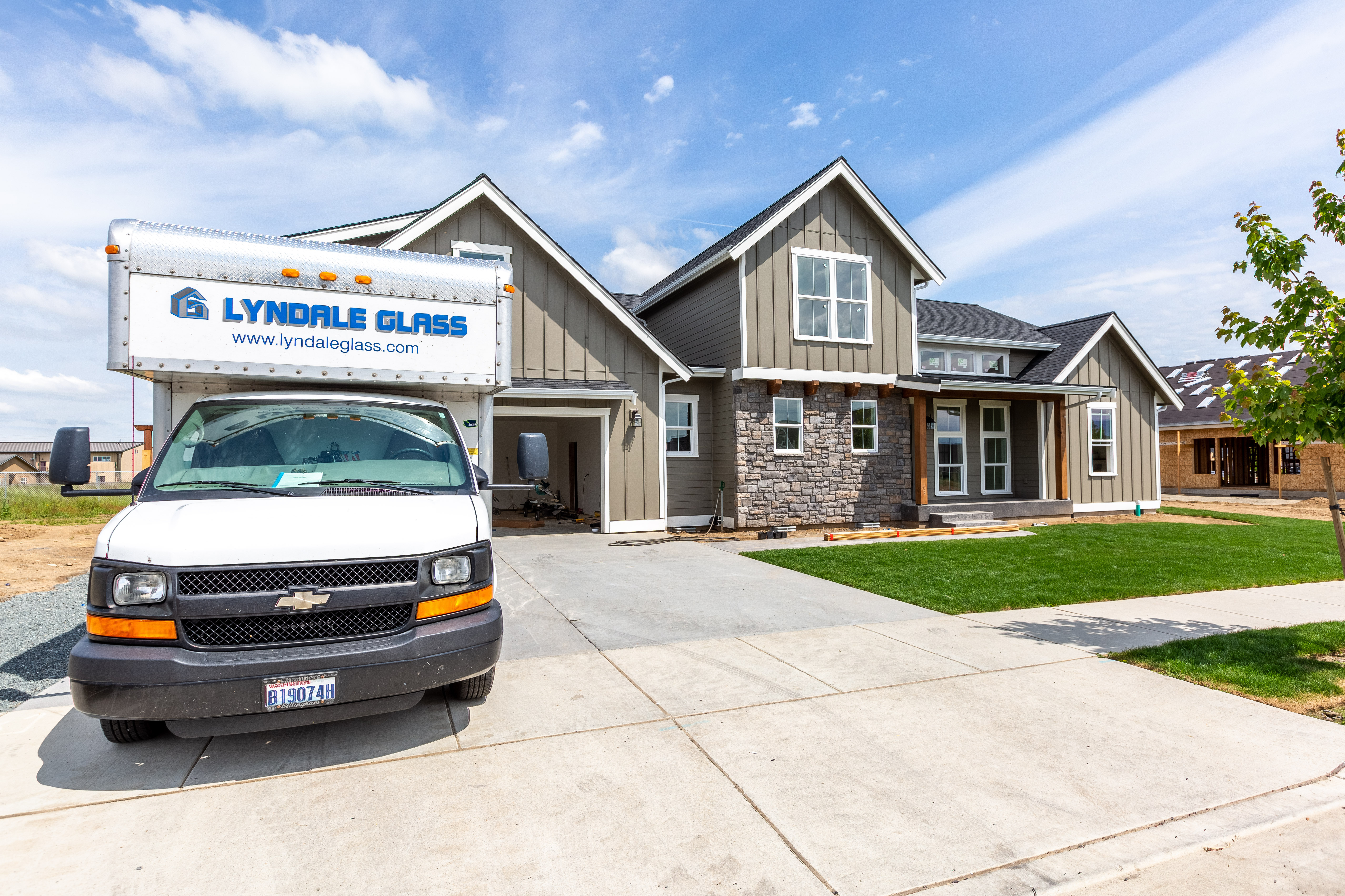 Contemporary Farmhouse 820