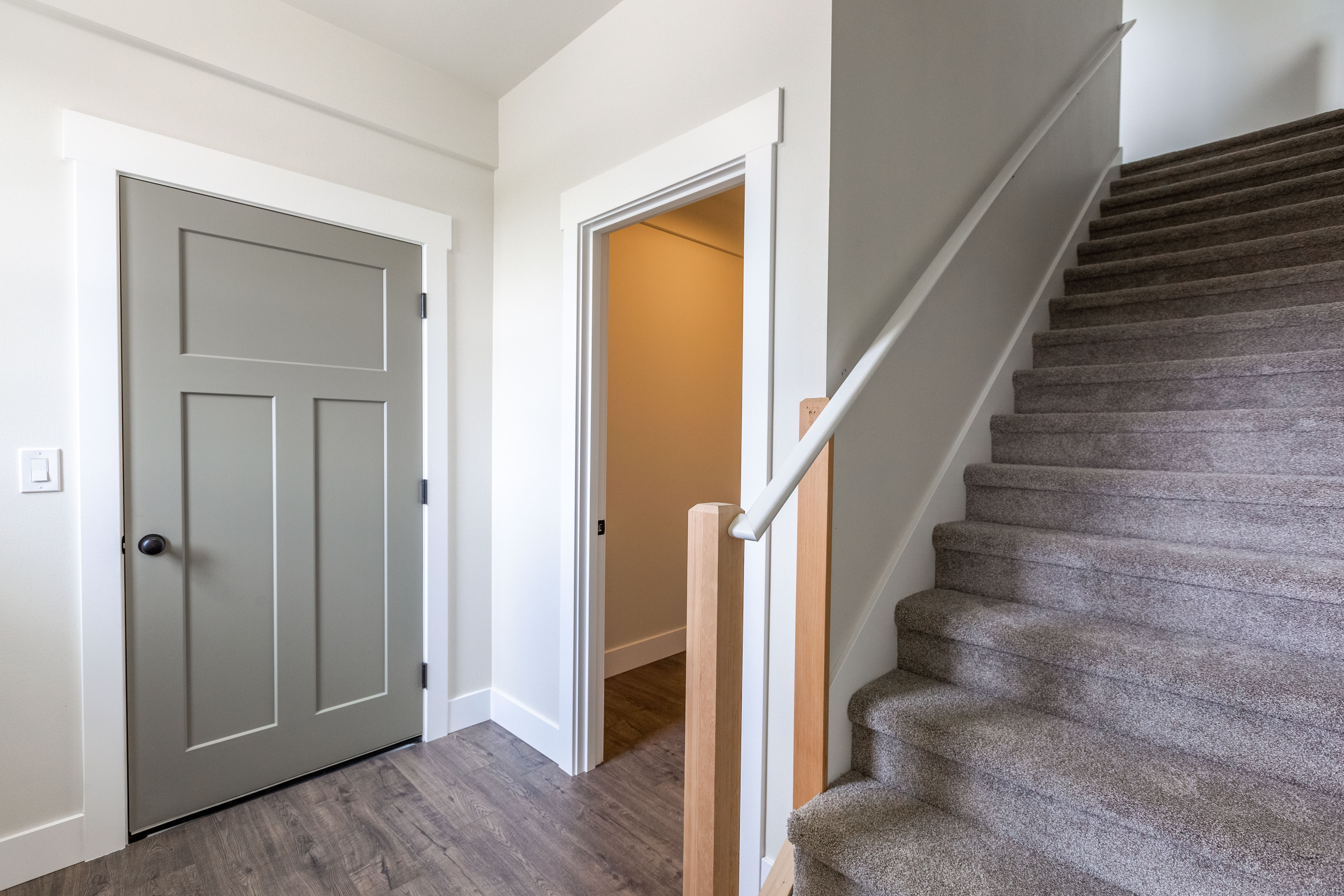 Contemporary Farmhouse 820