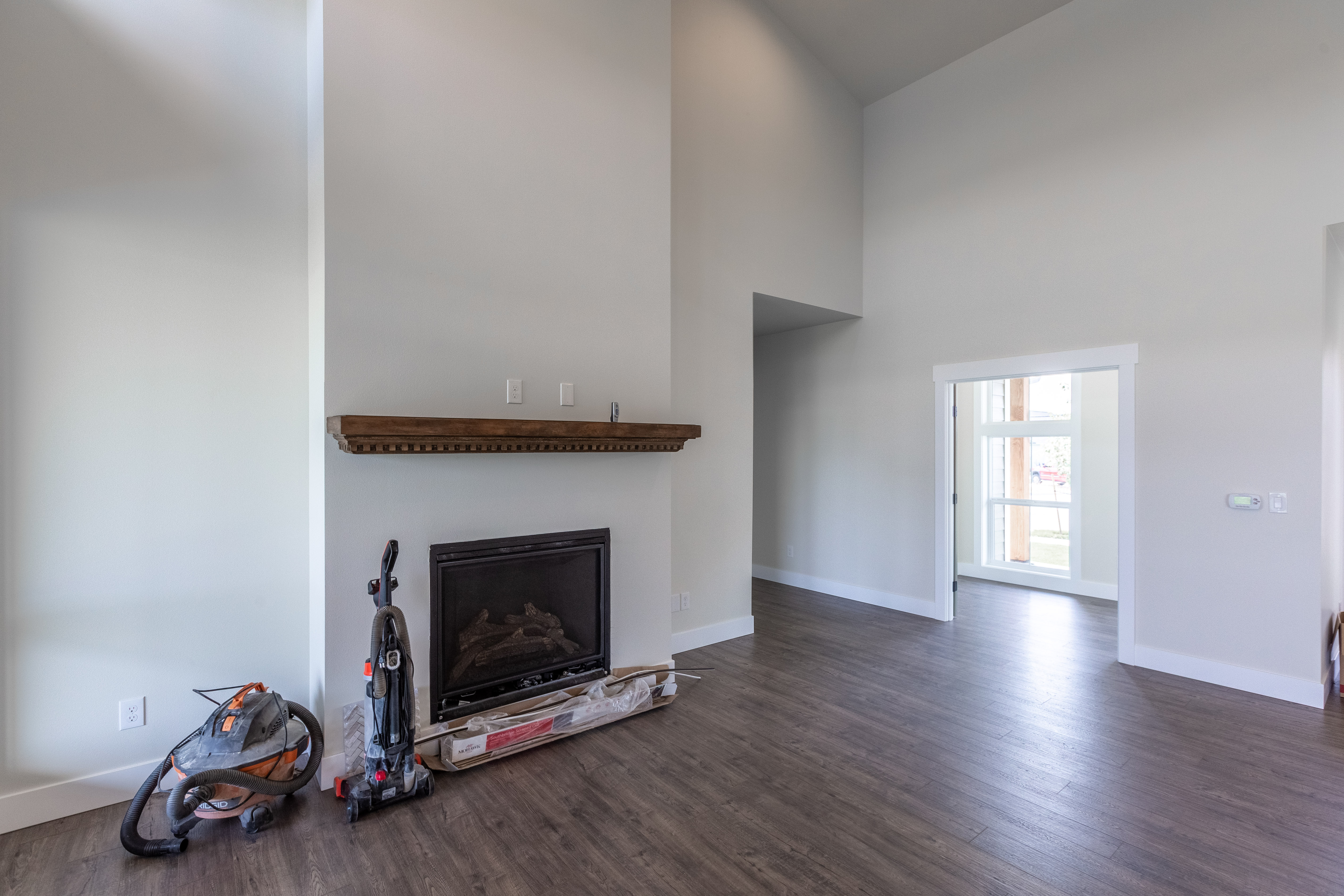 Contemporary Farmhouse 820