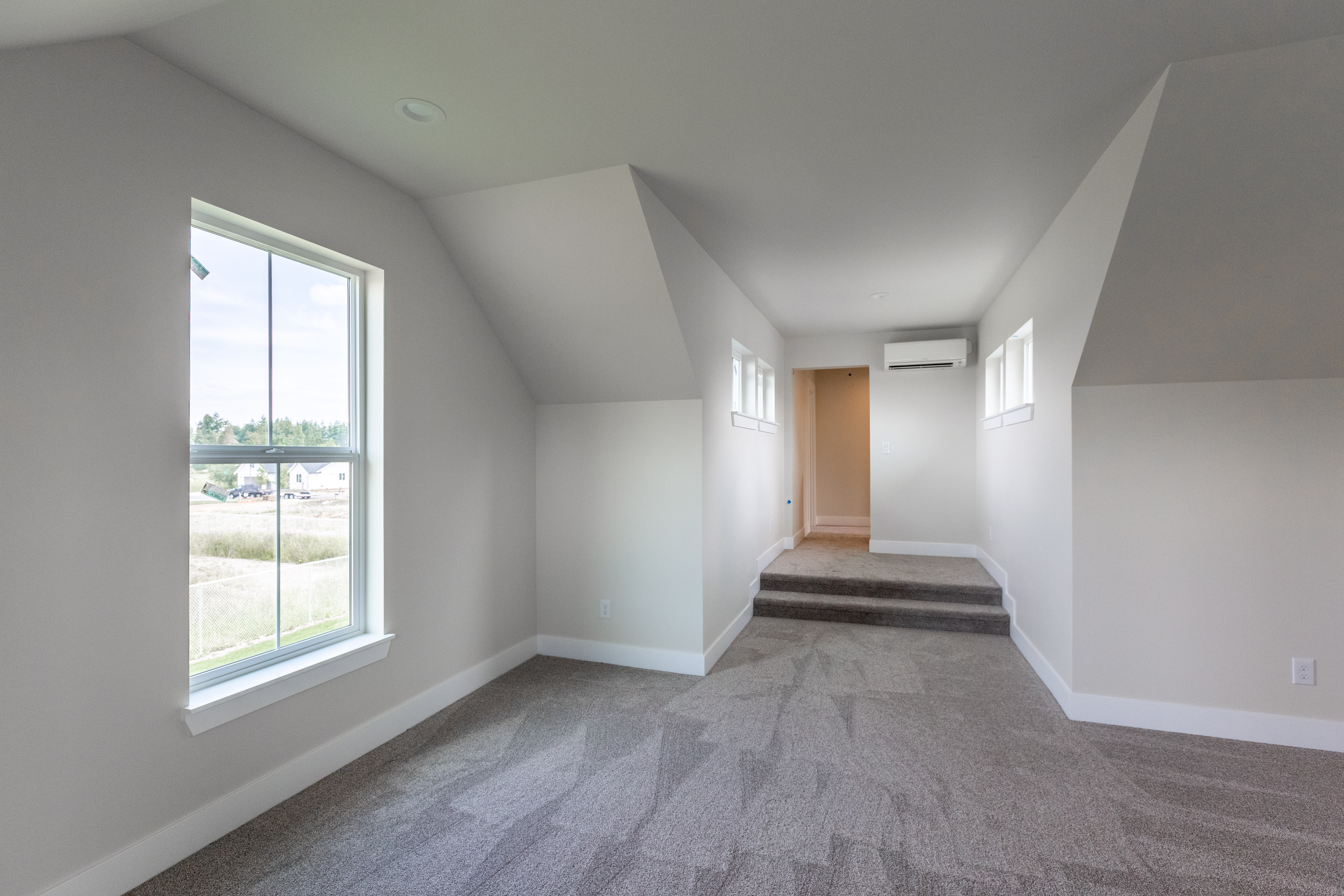 Contemporary Farmhouse 820
