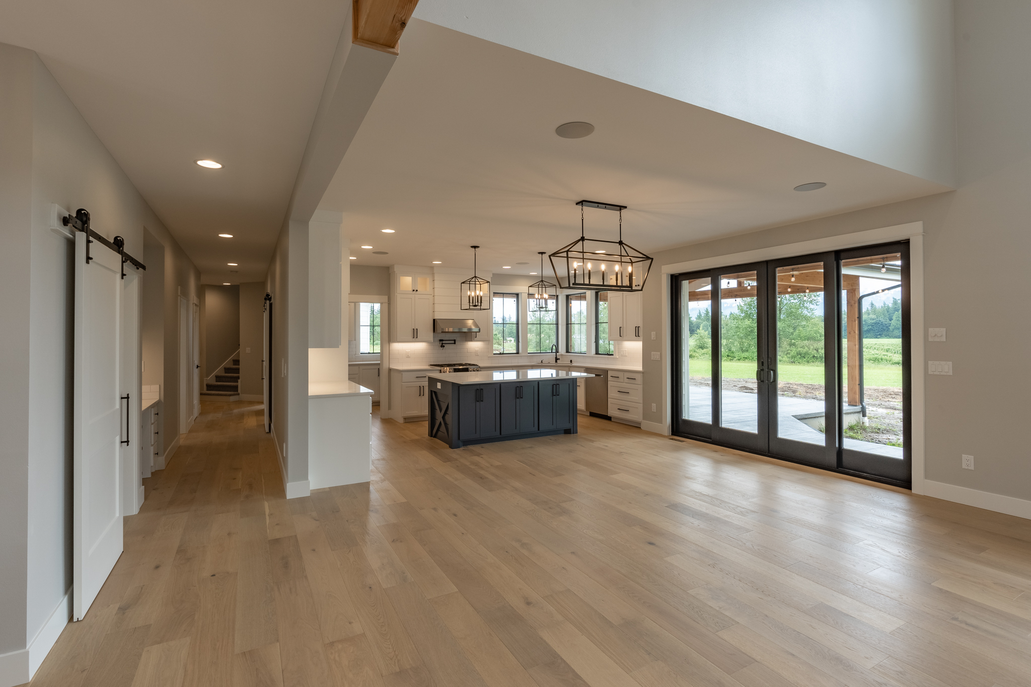 Farmhouse 902