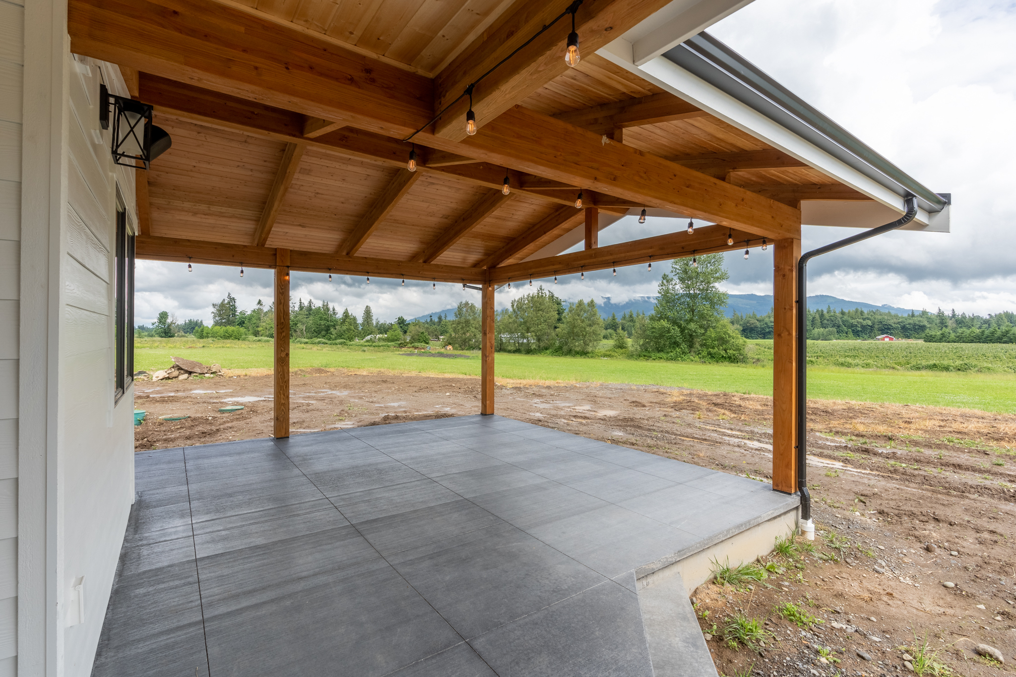 Farmhouse 902