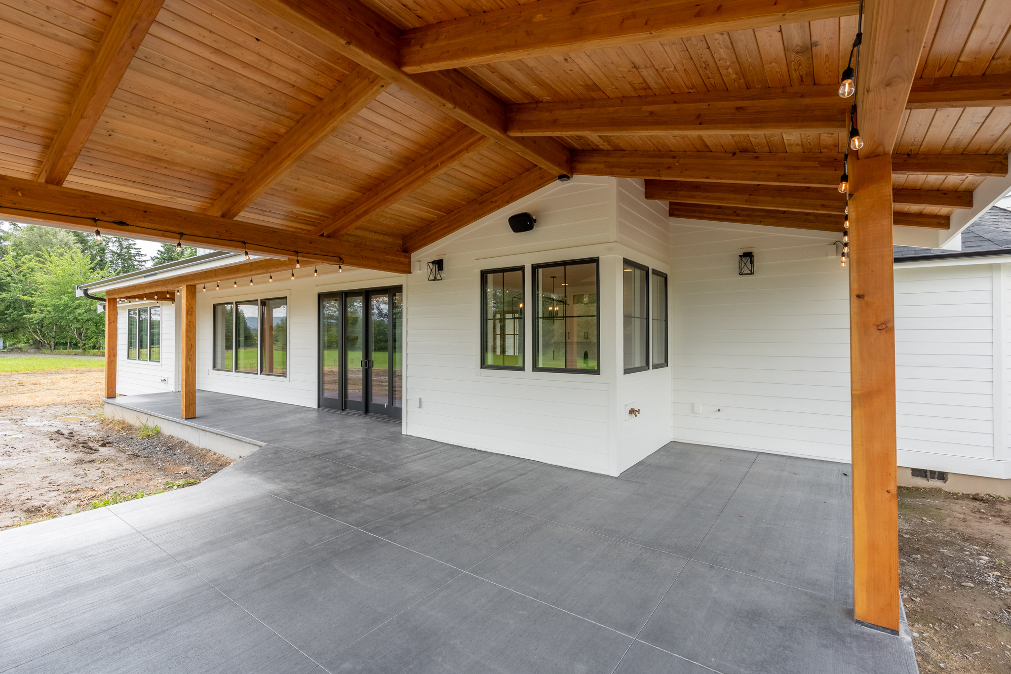 Farmhouse 902
