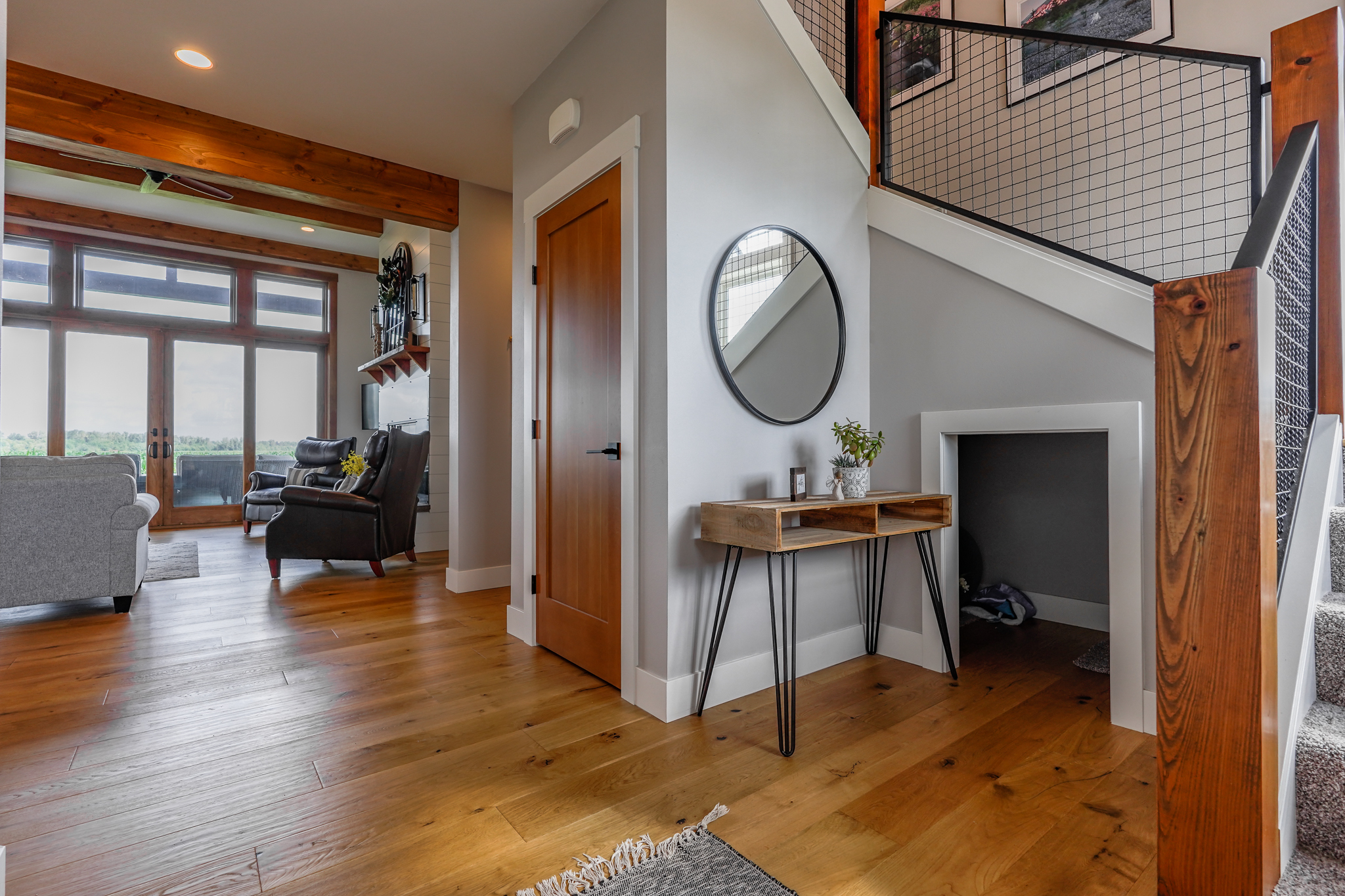 Contemporary Farmhouse 845