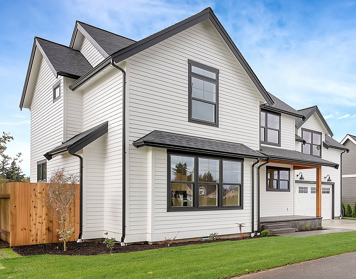 Contemporary Farmhouse 806