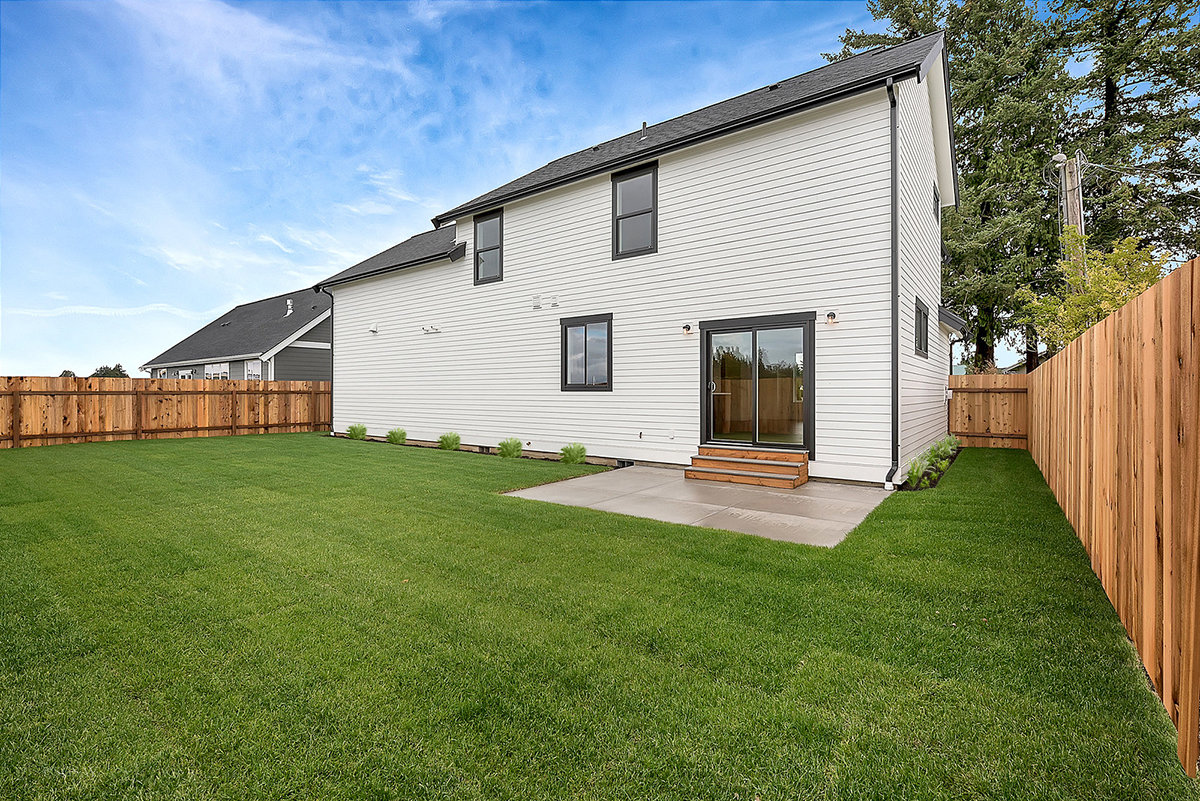 Contemporary Farmhouse 806