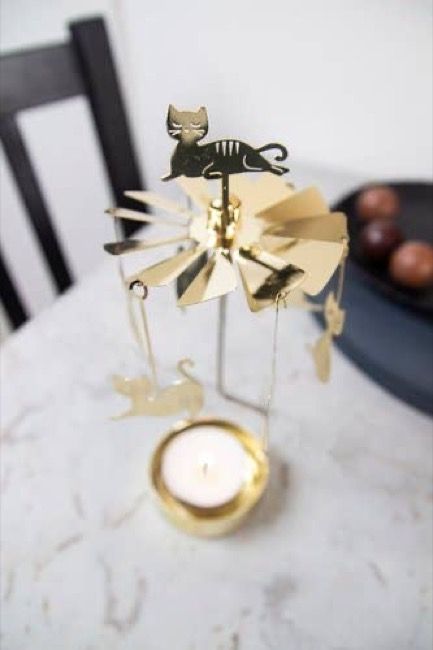 Cat Rotary Candleholder