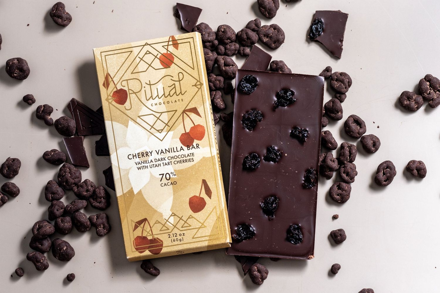 Cherry Vanilla Chocolate Bar 70%