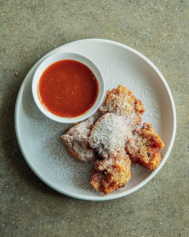 Crispy Caramel Banana Pillows | Occo