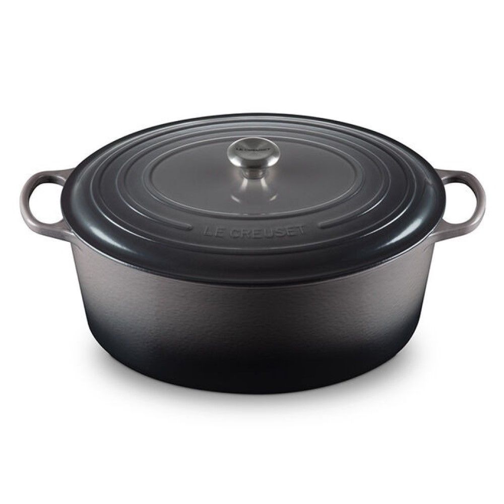 Signature Oval Dutch Oven - Oyster, 15.5 qt. | Le Creuset
