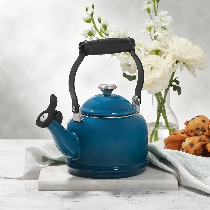 Demi Kettle - Marseille w/ SS Knob, 1.25 qt. | Le Creuset