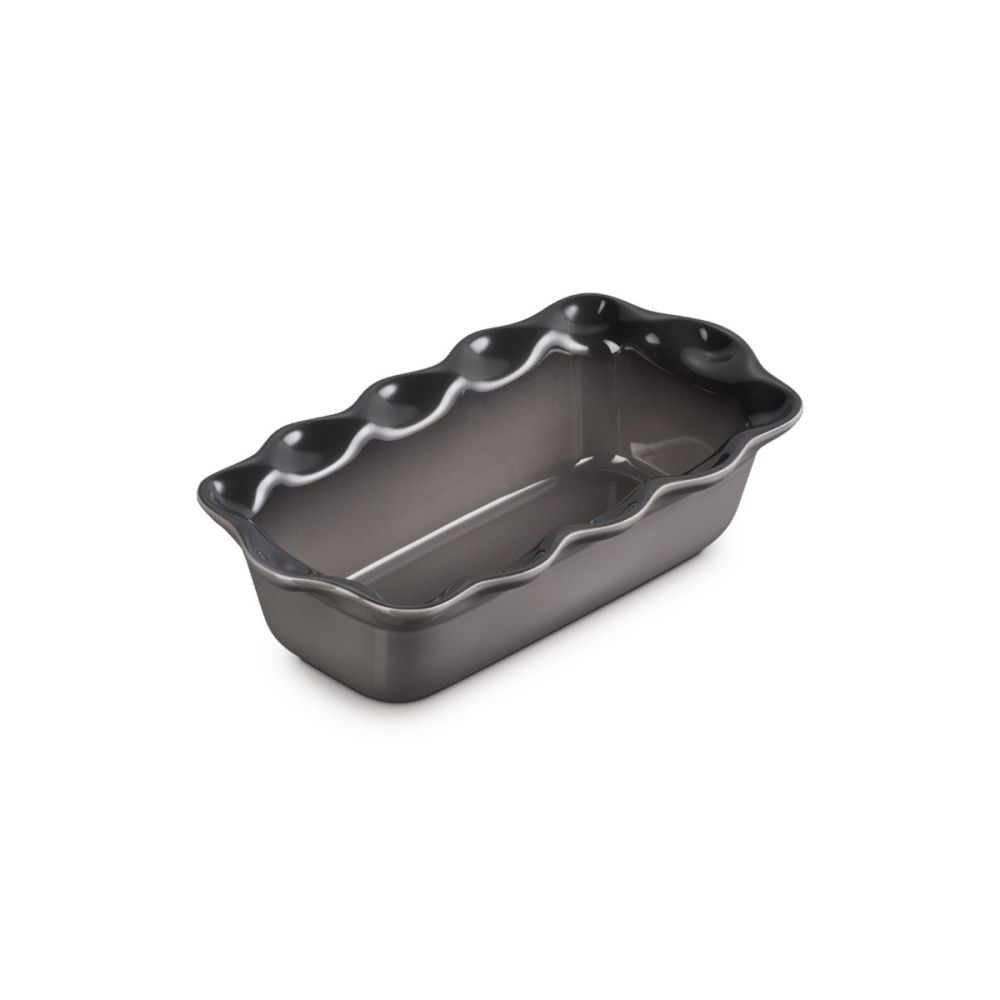 Heritage Fluted Loaf Pan - Oyster, 9&quot; | Le Creuset