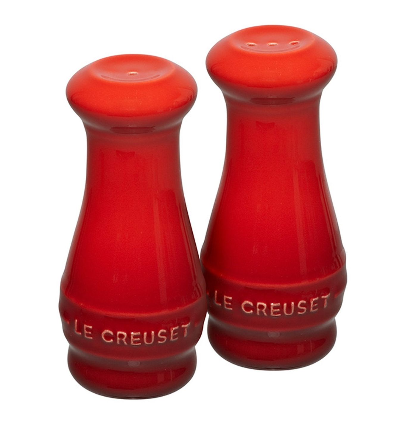 Salt and Pepper Shaker Set of 2 - Cerise, 4 oz. each | Le Creuset
