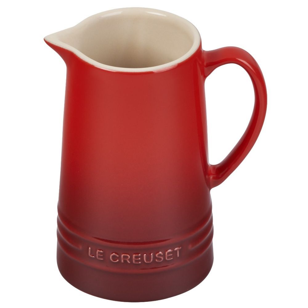 Signature Petite Pitcher - Cerise, 10 oz. | Le Creuset