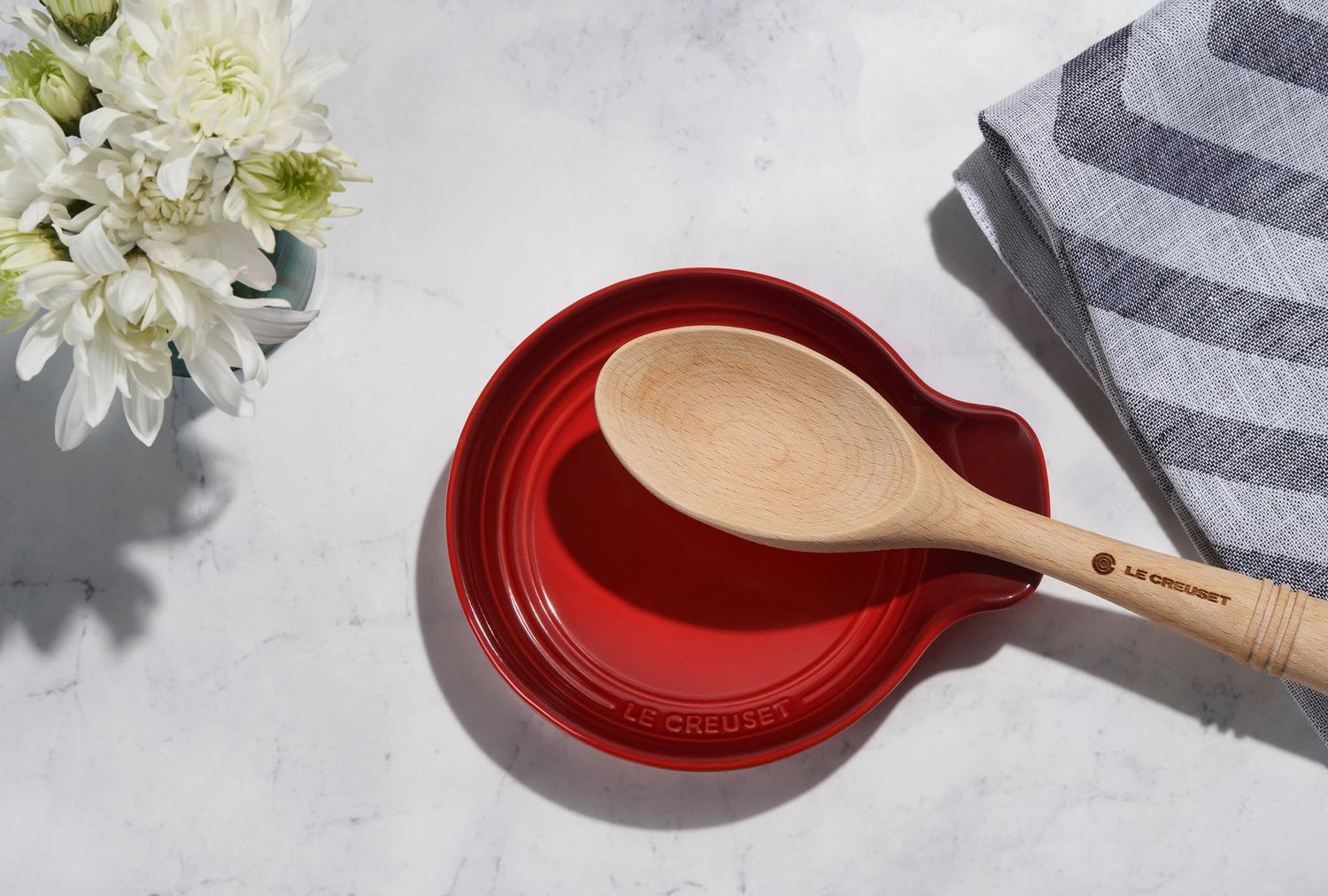 Signature Spoon Rest - Peche, 6&quot; | Le Creuset