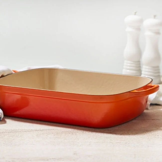Signature Rectangular Roaster - Flame, 5.25 qt. (11.7&quot; x 16.8&quot;) | Le Creuset