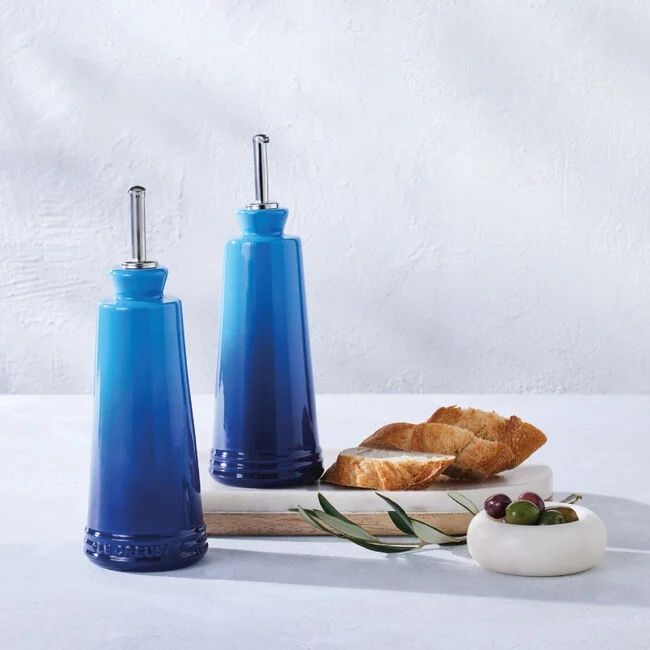 Signature Oil Cruet, Marseille, 20 oz. | Le Creuset