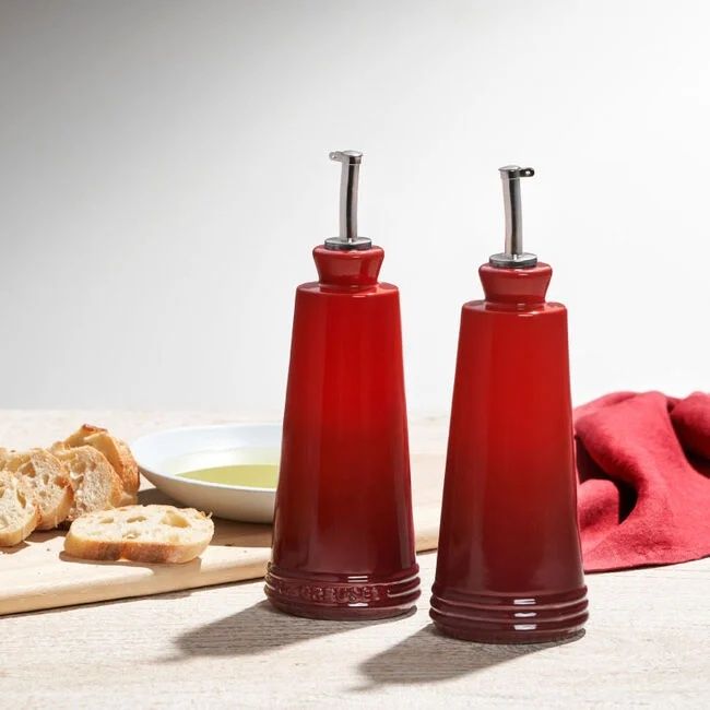 Signature Oil Cruet, Cerise, 20 oz. | Le Creuset