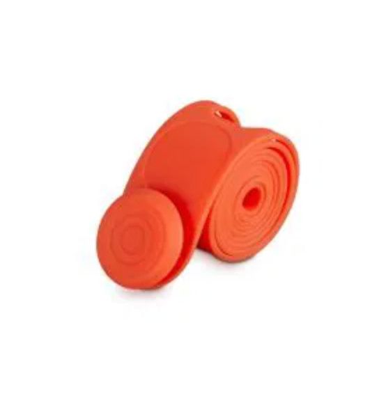 Silicone Travel Latch - Flame | Le Creuset