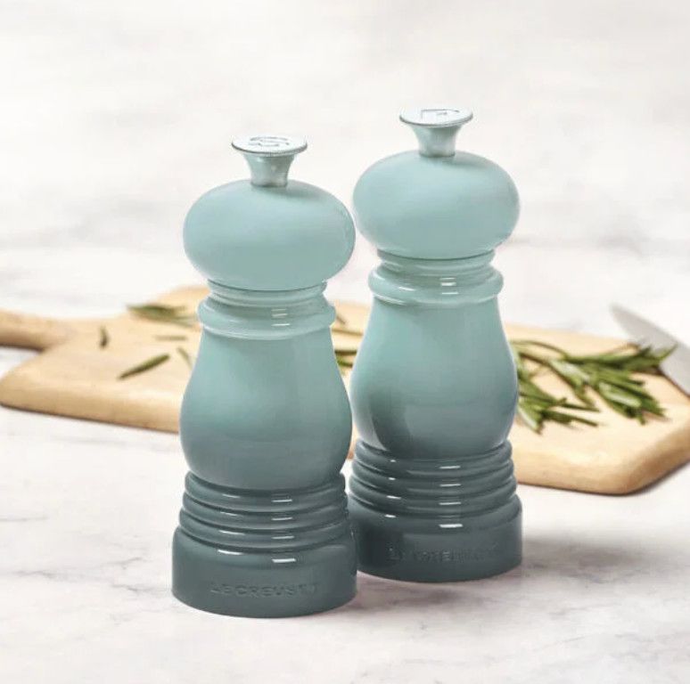 Petite Salt and Pepper Mill Set - Sea Salt, 5&quot; x 2&quot; each | Le Creuset