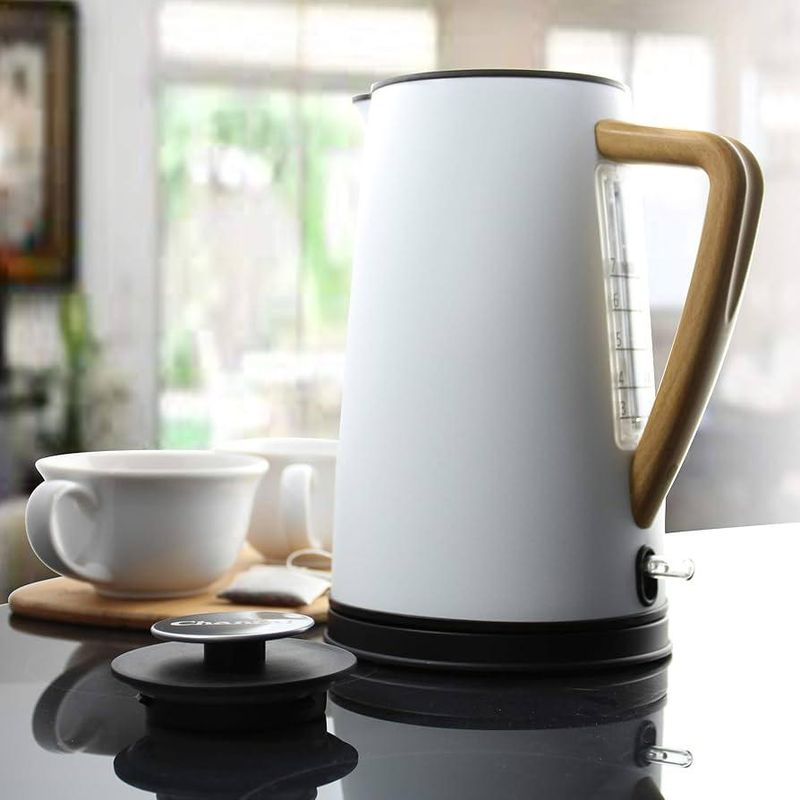 Oslo Ekettle - Electric Water Kettle (1.8 Qt.) - Matte White | Chantal