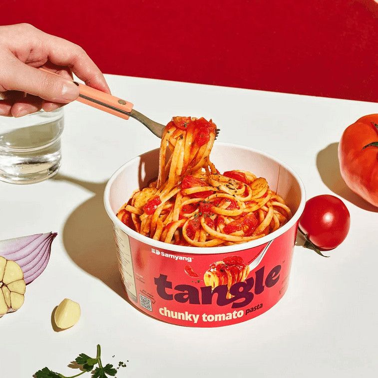 Buldak Hot Chicken Flavor Topokki - Spicy Fried Rice Cakes, Big Bowl, 6.52oz