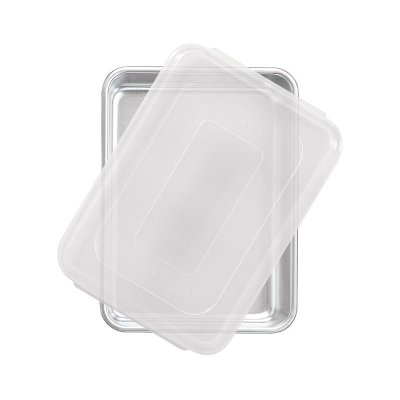 Naturals 9x13 Rectangular Cake Pan with Lid | Nordicware