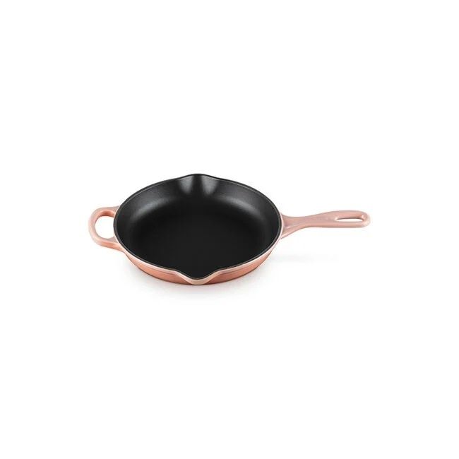 Signature Iron Handle Skillet - Peche 9" (1-3/8 qt.) | Le Creuset