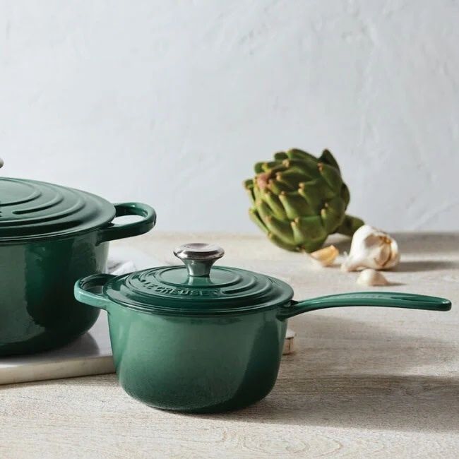 Saucepan with Lid &amp; Helper Handle 4 qt. | Le Creuset