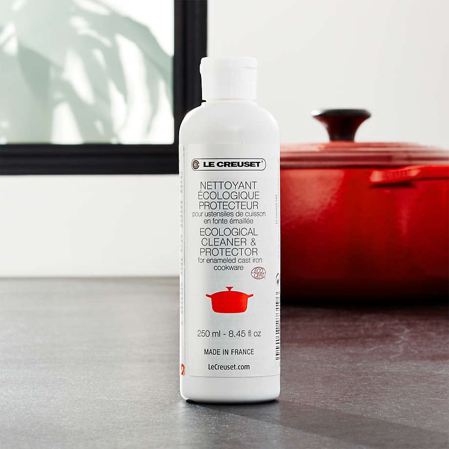 Enameled Cast Iron Cookware Cleaner 8.45 oz. | Le Creuset