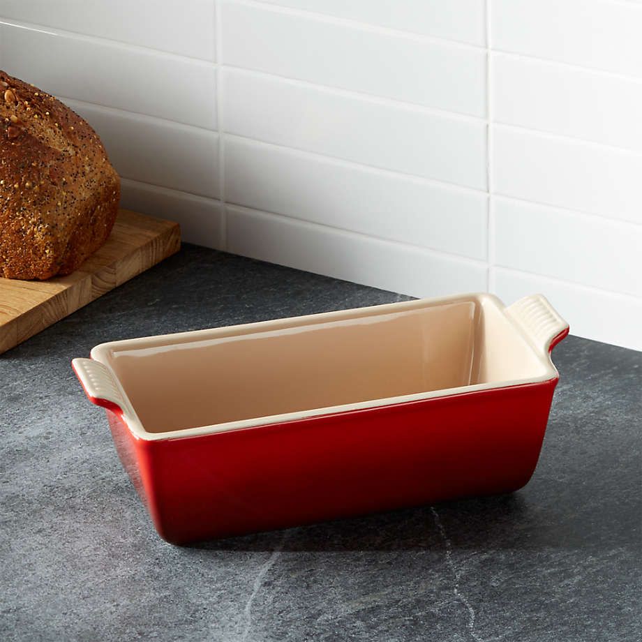 Heritage Loaf Pan - Cerise 9" x 5" x 3" (1.5 qt./1lb.)  | Le Creuset