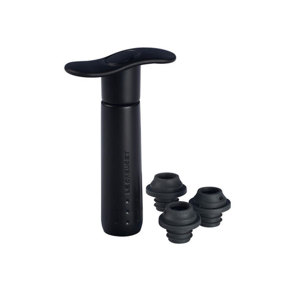 Wine Pump and (3) Stoppers - Black  | Le Creuset