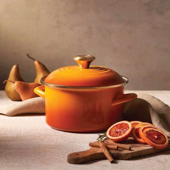 Petite Stockpot with Gold Rim and Knob 3.8 qt. | Le Creuset
