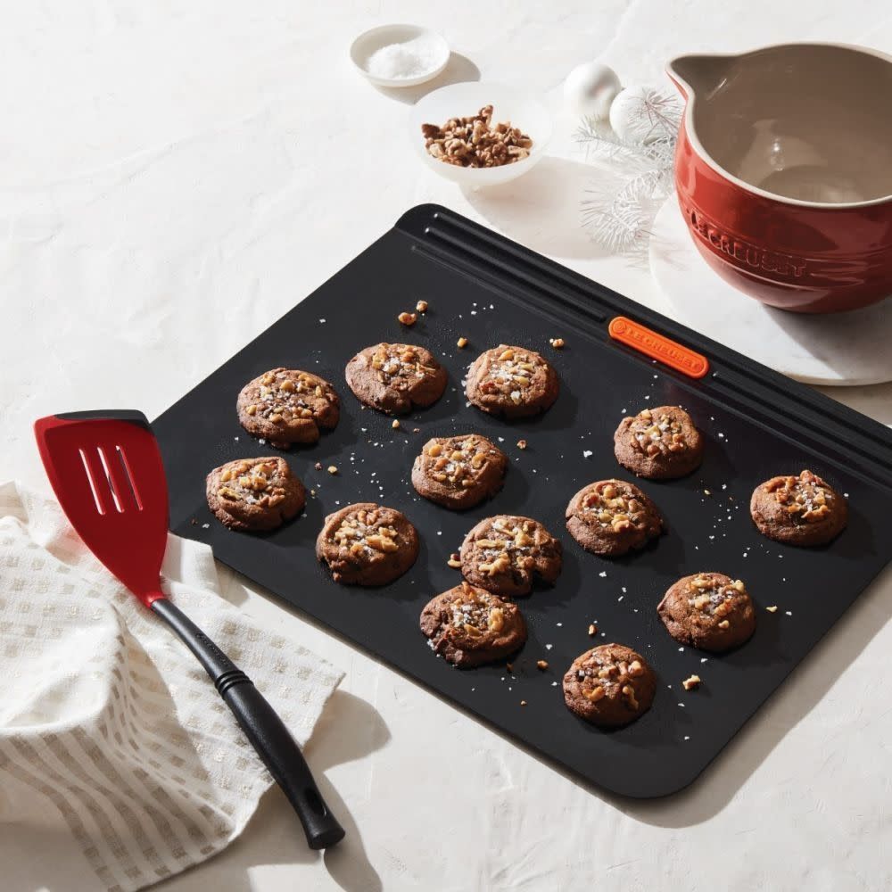 Revolution® Bi-Material Slotted Turner - Cerise 13.5" x 2.5" | Le Creuset