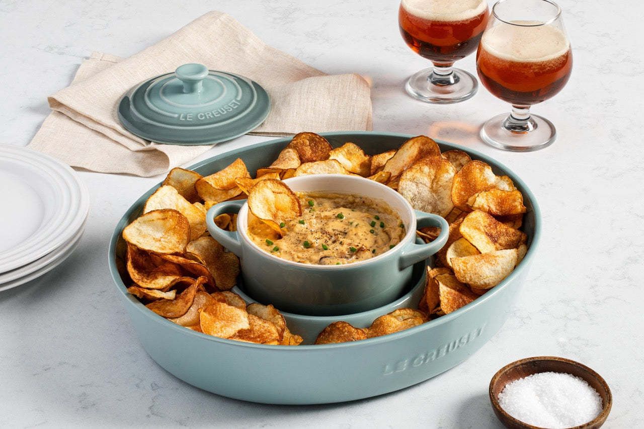 Chip and Dip Platter - Sea Salt 13" | Le Creuset