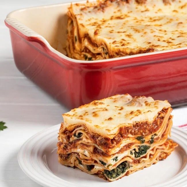 Heritage Lasagna Deep Baker, Oyster 6.75 qt. | Le Creuset