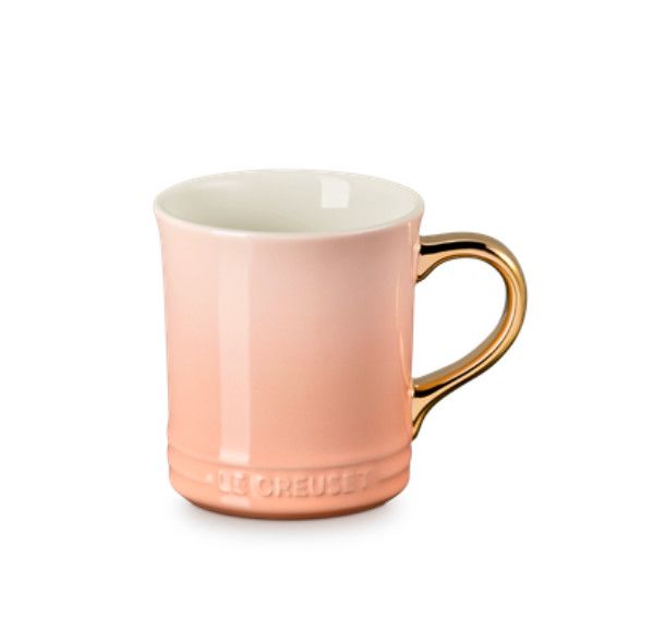 Vancouver Mug Gold Handle 14 Oz Peche  | Le Creuset