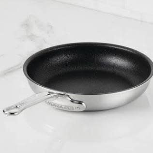 8.5" Open Skillet with TITUM™ NS (22cm) Chef's Special - Probond Luxe Titum Nonstick | Hestan