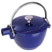 1-qt Round Tea Kettle - Dark Blue | Staub