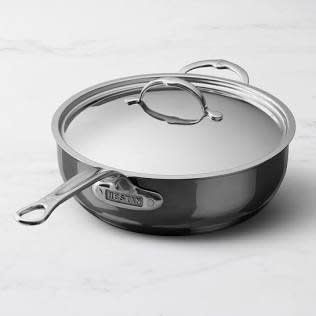 5.0qt Covered Essential Pan w/helper handle (28cm) - Nanobond | Hestan