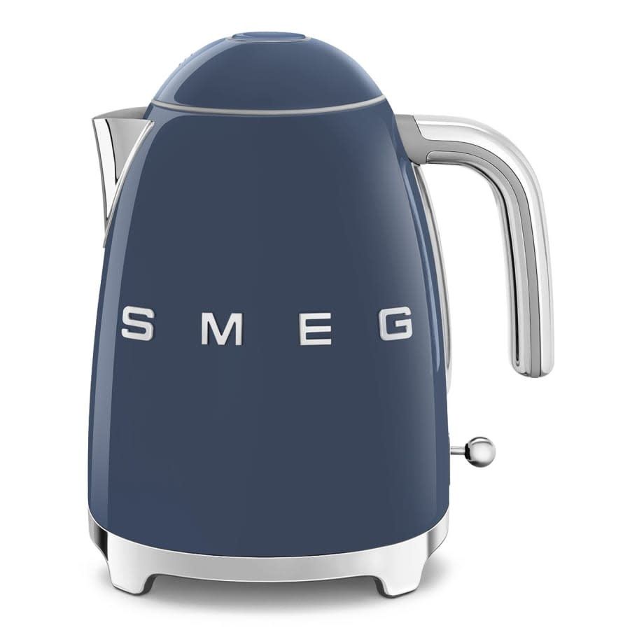 50's Retro Style Aesthetic 7 Cup Kettle Navy | SMEG