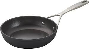 8-inch Aluminum Nonstick Fry Pan | Demeyere