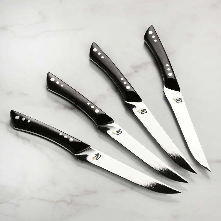 Shiranami 4pc Steak Set: Four Steak Knives (FRD0711) in a boxed set.