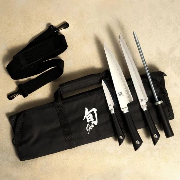 Sora 5 Pc Student Set: Paring 3.5", Chef's 8", Bread 9", Combination Honing Steel, 8-slot Knife Roll (DM0880).