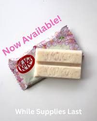 KitKat Sakura Mini Biscuit (Japan) | Global Bite